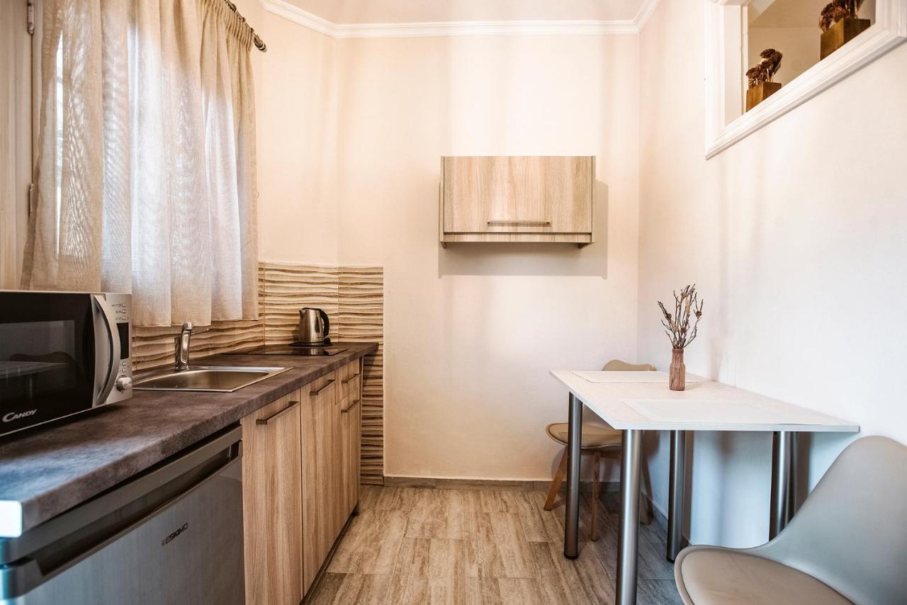 Potamos Apartments 斯达林 外观 照片