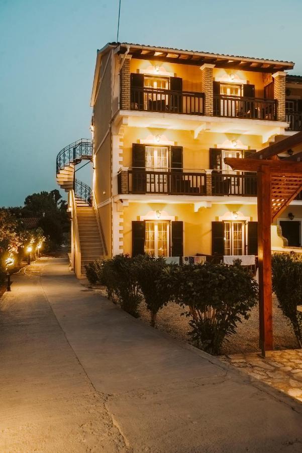 Potamos Apartments 斯达林 外观 照片