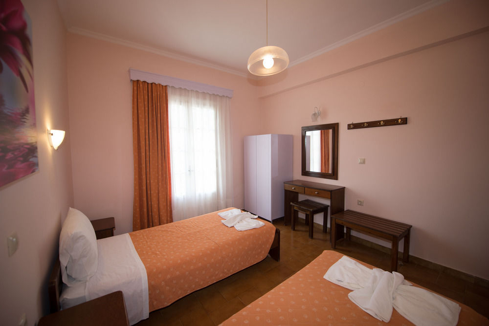 Potamos Apartments 斯达林 外观 照片