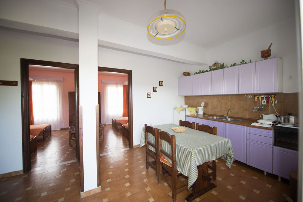 Potamos Apartments 斯达林 外观 照片